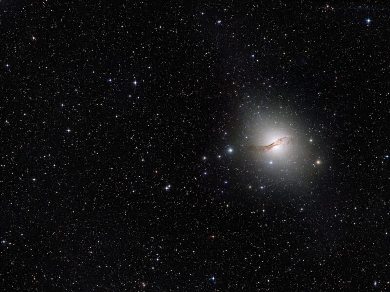 Centaurus A halo